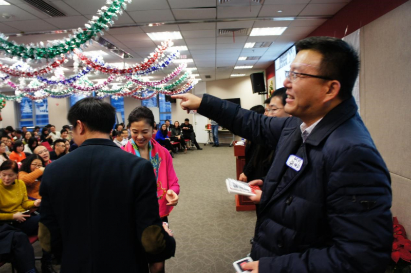 畅叙昔日情谊 展望美好明天