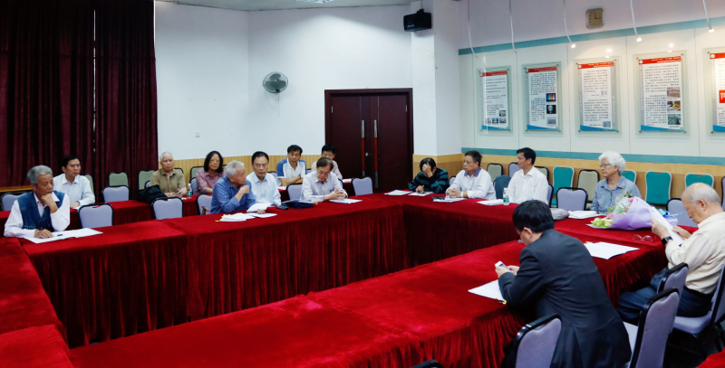 君子怀德，化院情长--直播平台
校友会召开第二届第三次理事大会