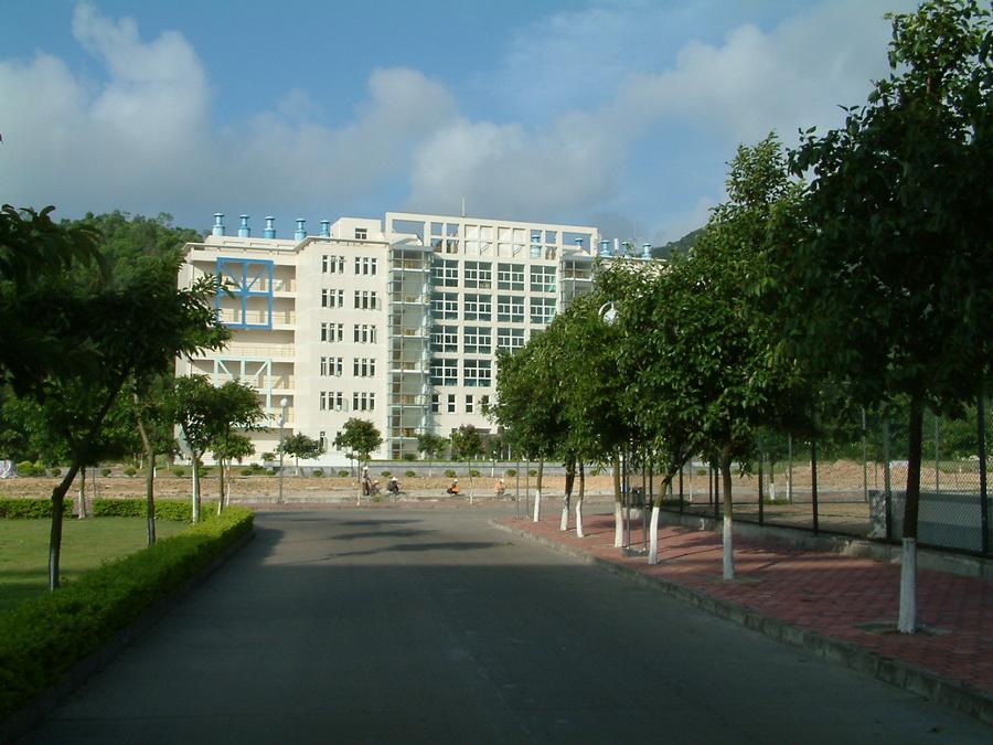 珠海校区化学实验楼 